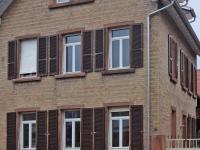 Einbau Holzfenster in weiß mit Klappläden 